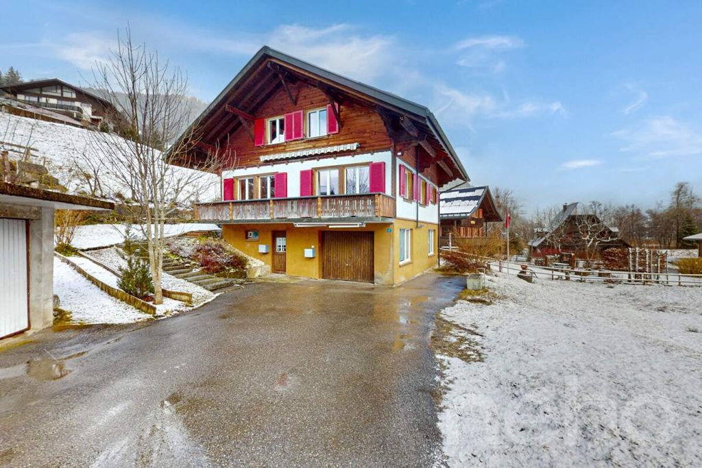 Property photo 2 of 13