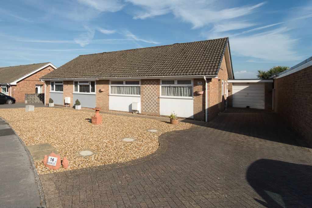 Property photo 1 of 26 2Â Bedroom Semi Detached Bungalow For Sale