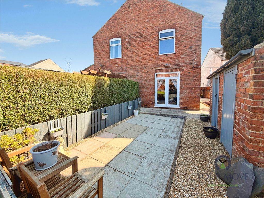 Property photo 2 of 23 Rear Garden