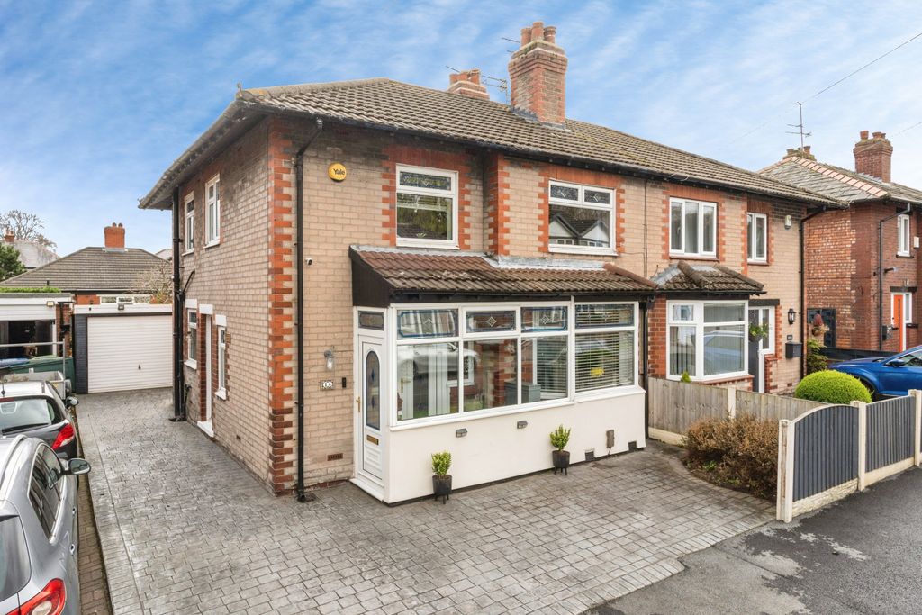 Property photo 1 of 13