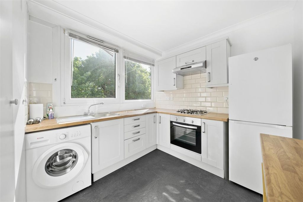 Property photo 1 of 15 Kitchen