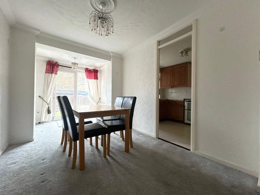 Property photo 3 of 10 Picture No. 02