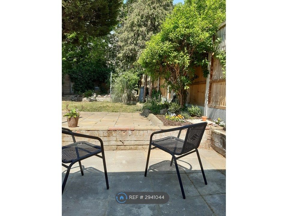 Property photo 3 of 8