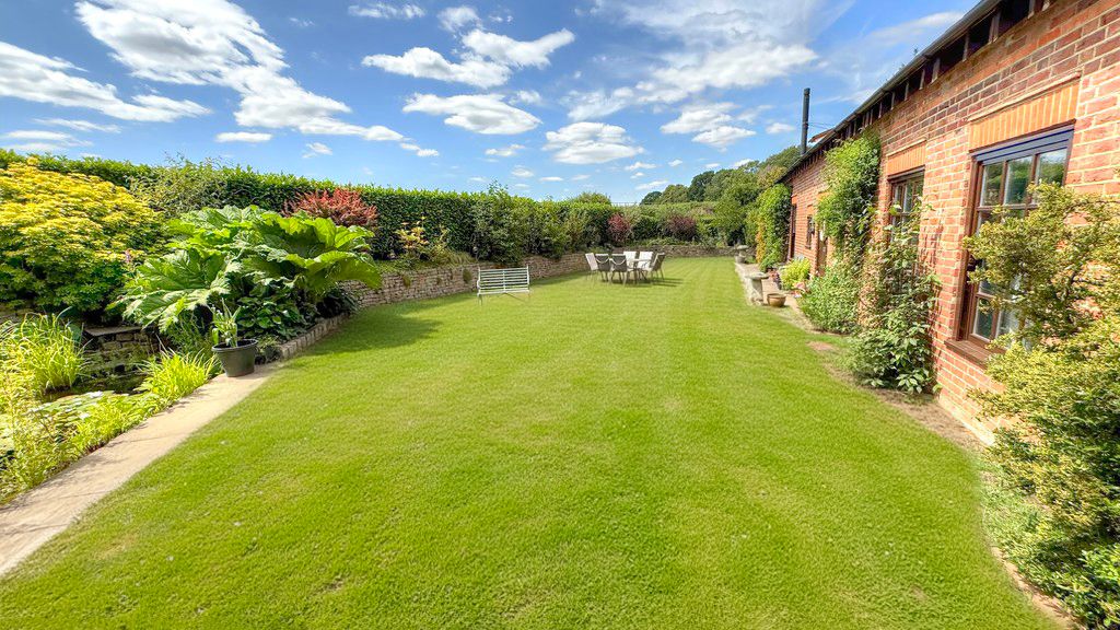 Additional image 23 of 4 bed barn conversion for saleSt Patricks Lane, Liss, Hampshire GU33