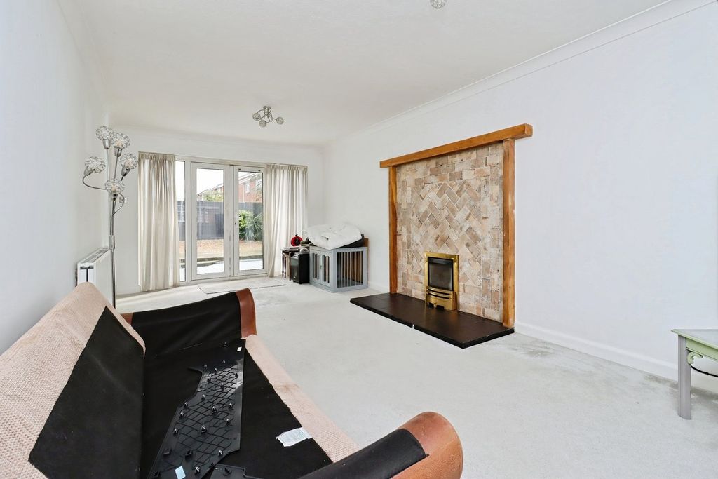 Property photo 2 of 44