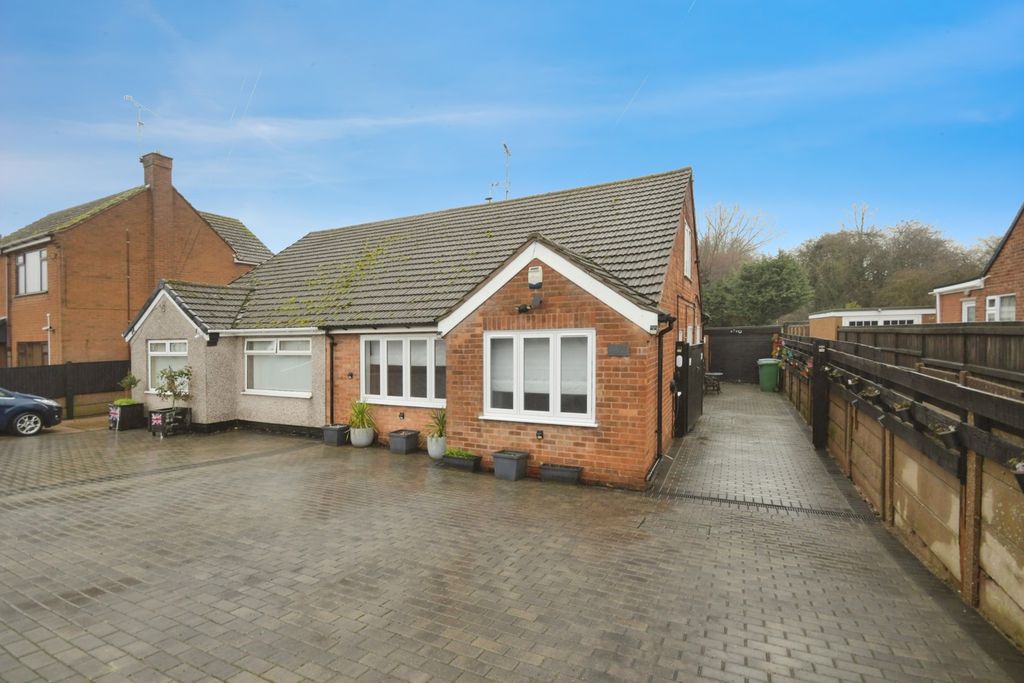 Property photo 1 of 15 Pbox-Img.Jpg