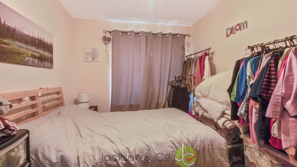 Property photo 3 of 4