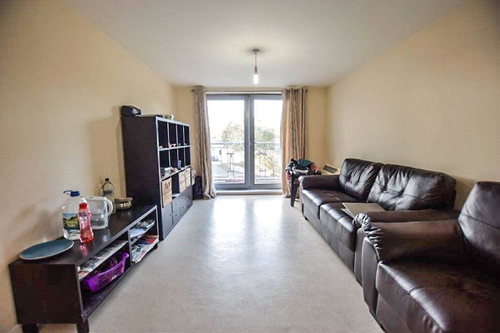 Property photo 2 of 6 Picture No. 11