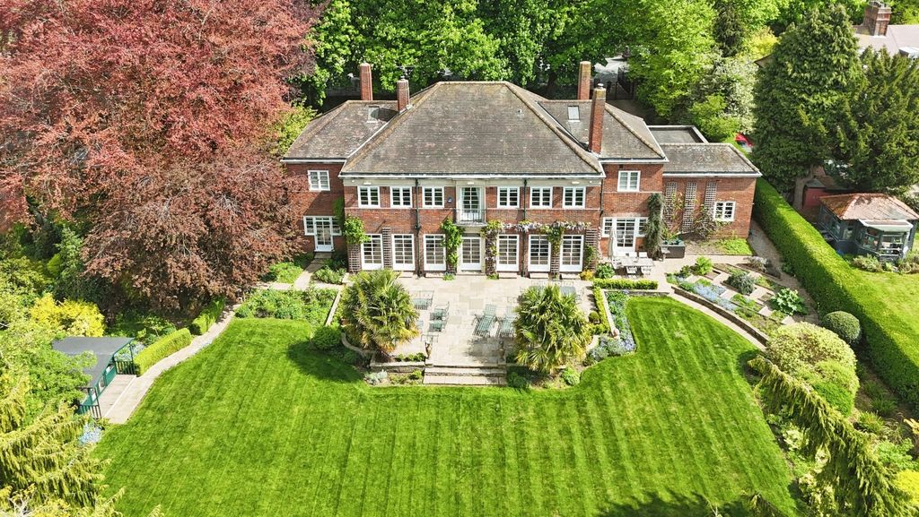 Property photo 1 of 34 2831071