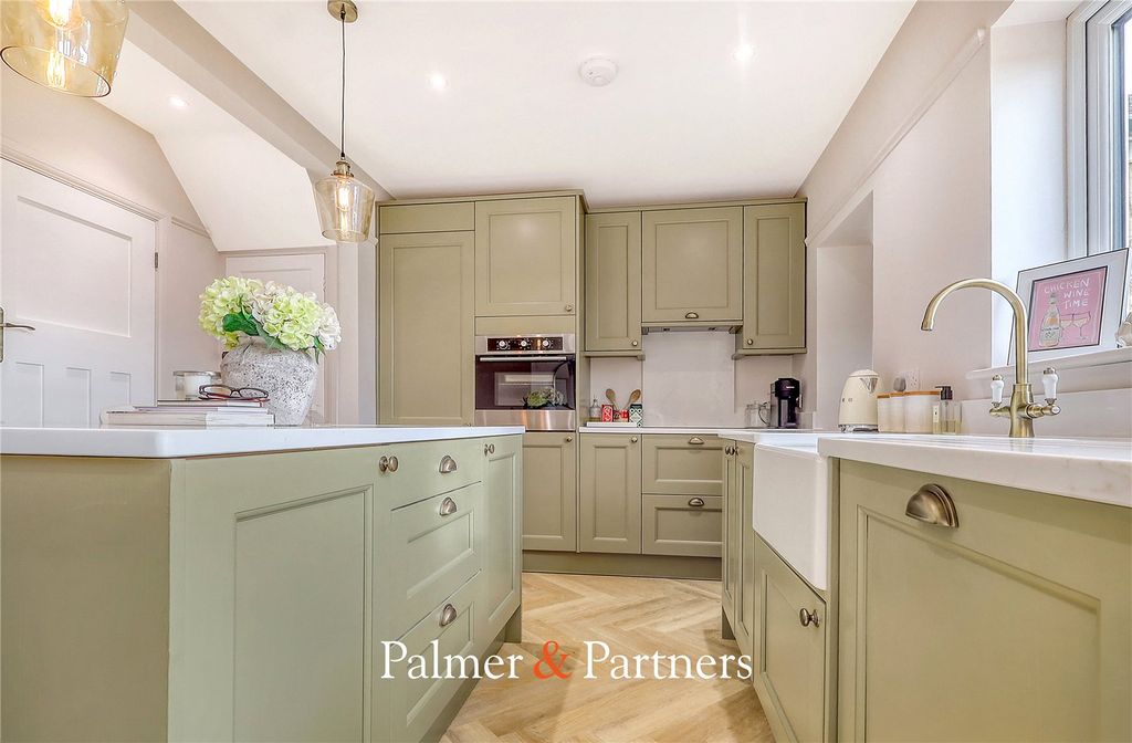 Property photo 1 of 29 Picture No. 84