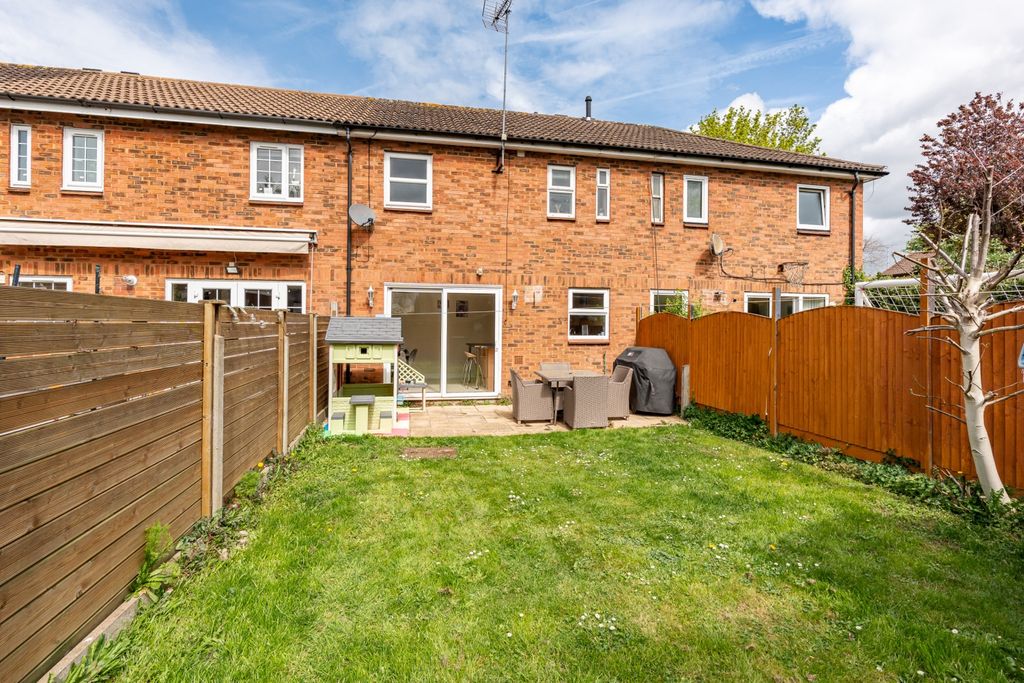 Property photo 2 of 17 Rear Garden