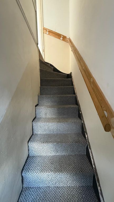 Property photo 2 of 25 Stairs To 1st Floor