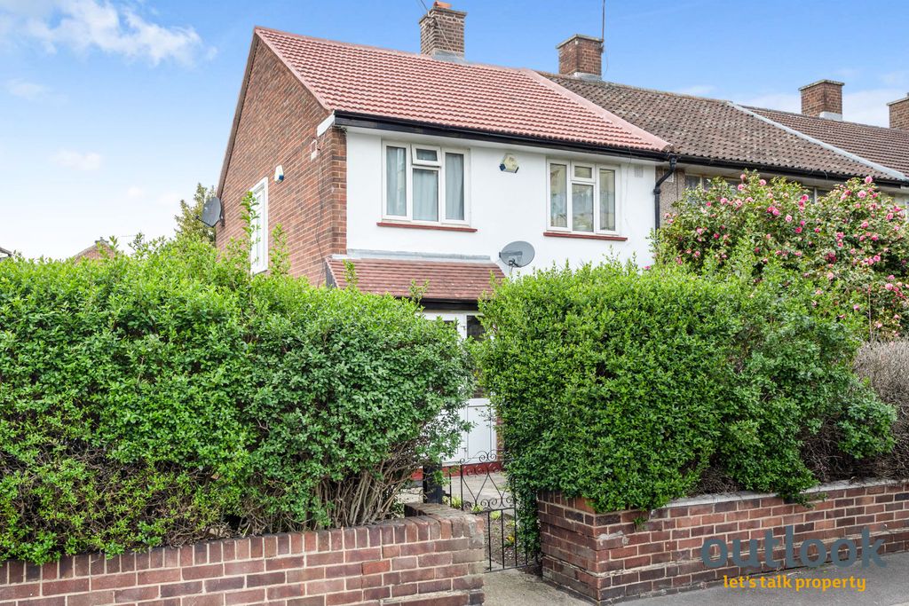 Property photo 1 of 11 2E968543-15ba-Ec11-9