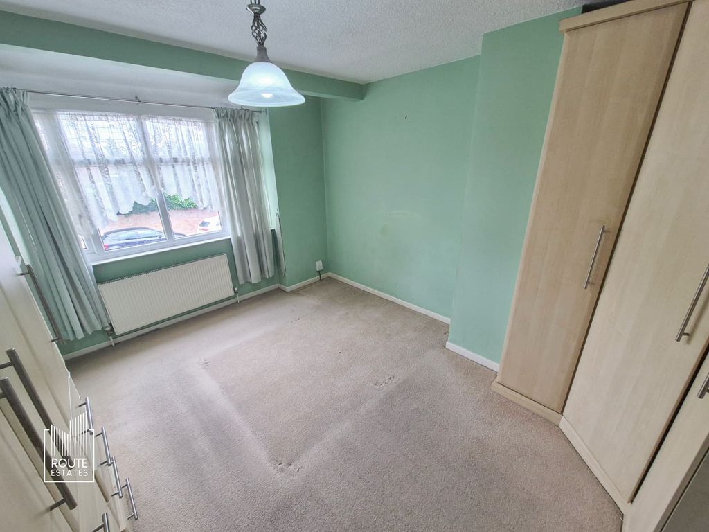 Property photo 2 of 17 Photo 3