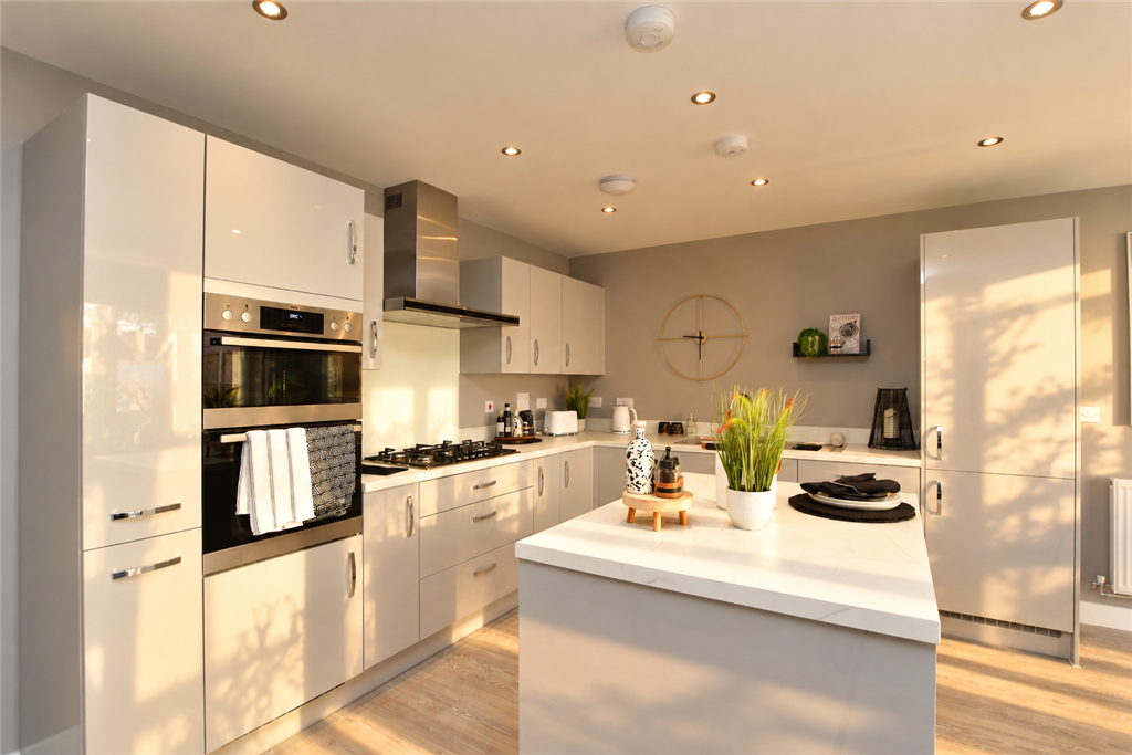 Property photo 2 of 14 Kitchen