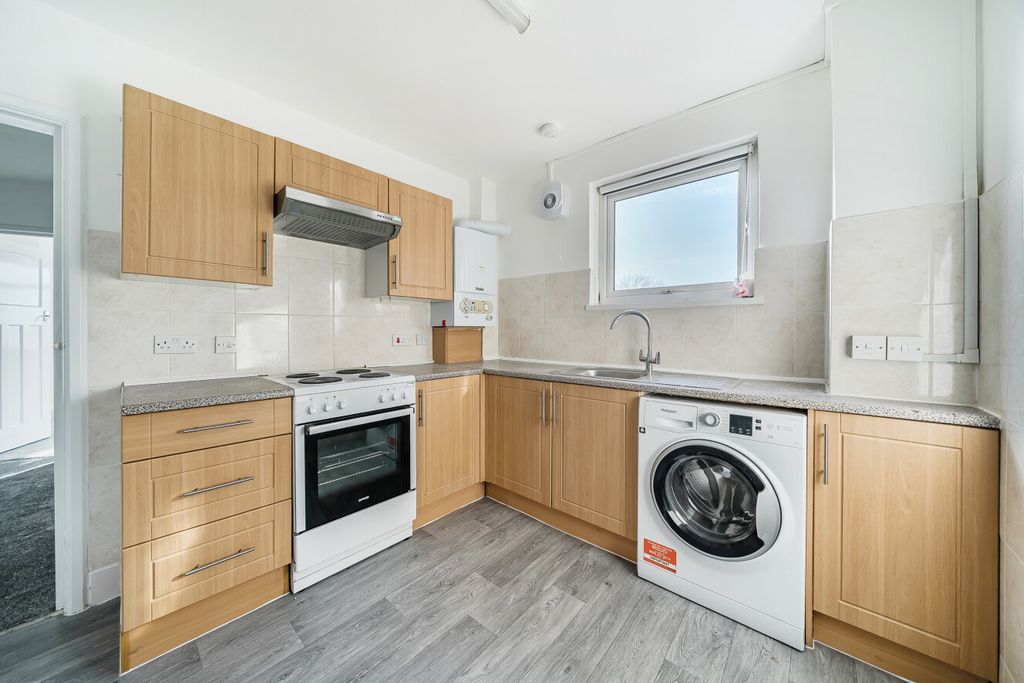 Property photo 2 of 14 1-699Fc62Ac18d8-1...