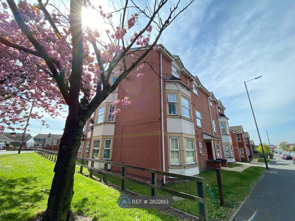 Property photo 1 of 7 External