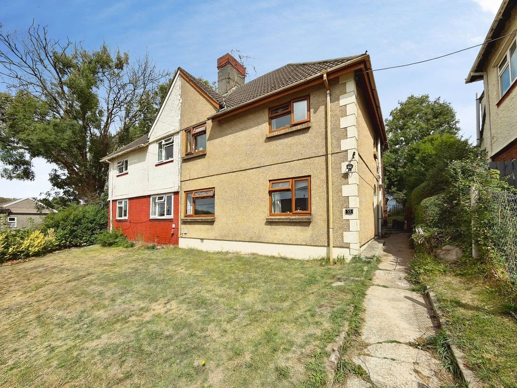 Property photo 2 of 28