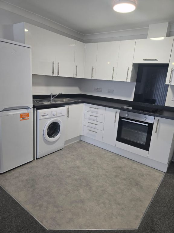 Property photo 2 of 5
