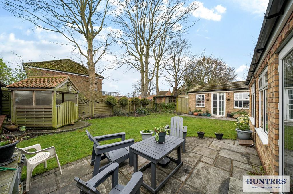 Property photo 1 of 21 De0543E7-7cd5-4B6F-8Af7-d169F7Fbdaf0.Jpg