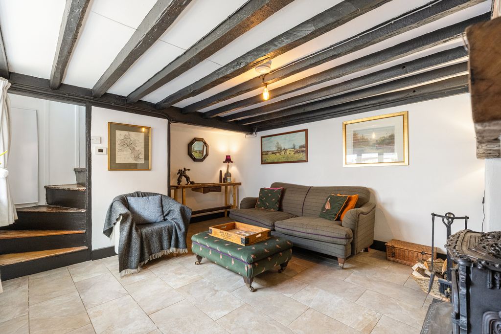 Property photo 3 of 15 R6M25194-Hdr