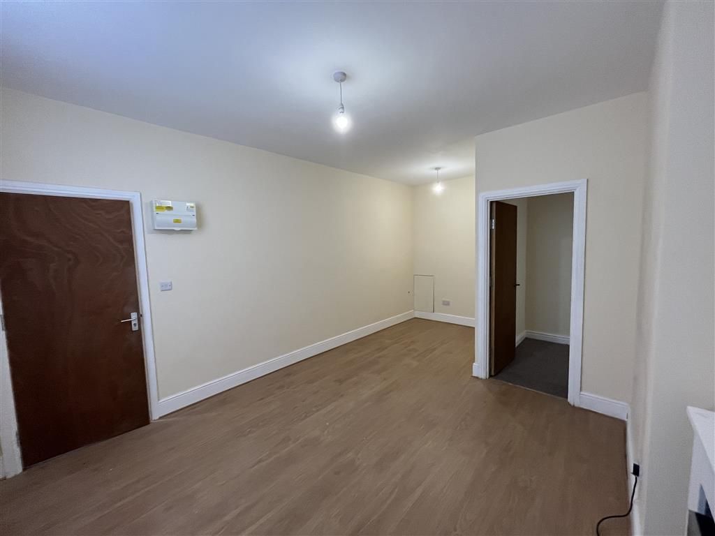 Property photo 2 of 6 Image