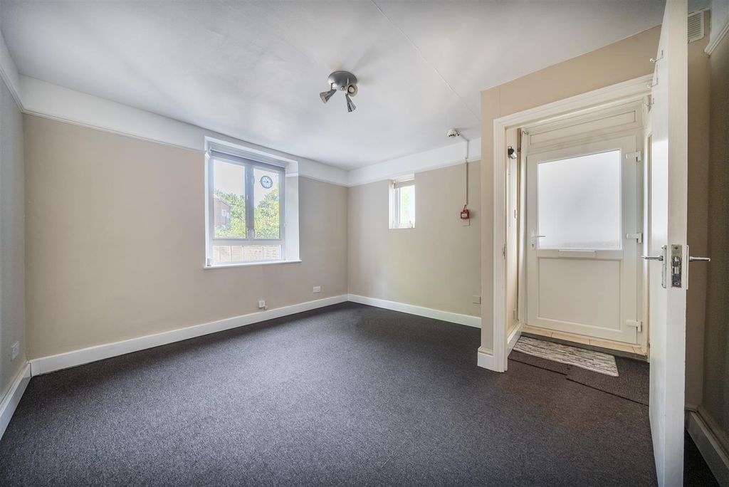 Property photo 2 of 19 1508993 (12).Jpg