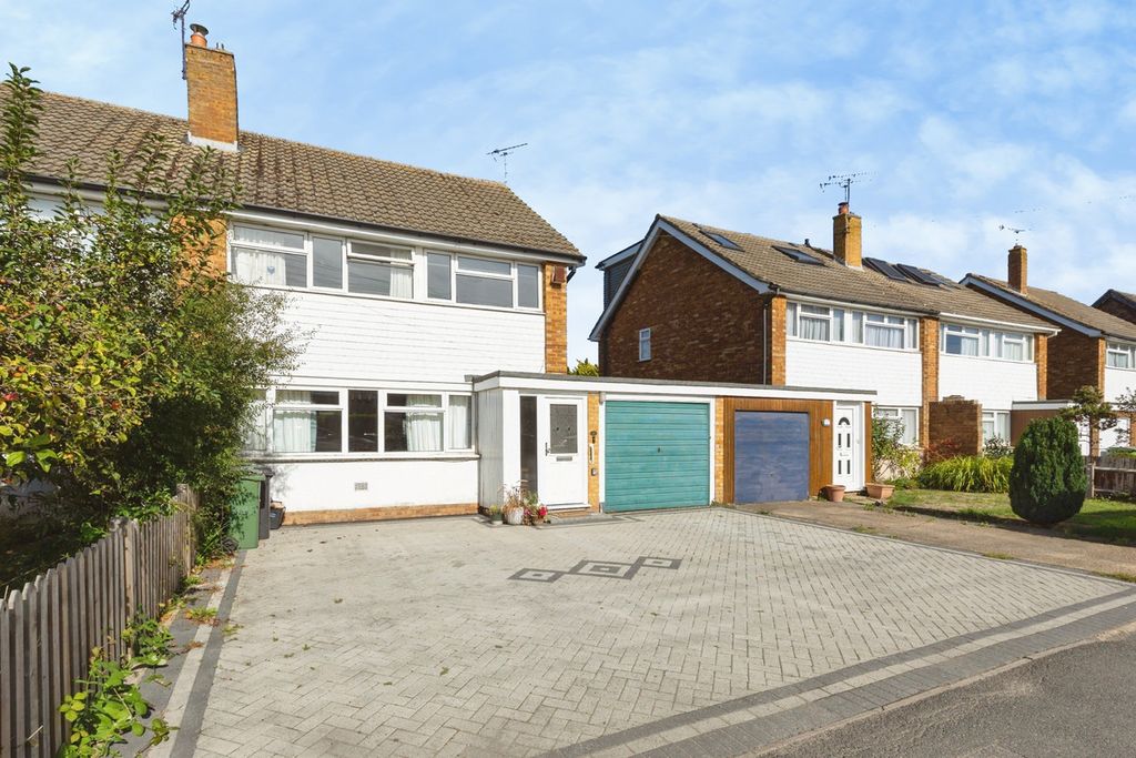 Property photo 1 of 34