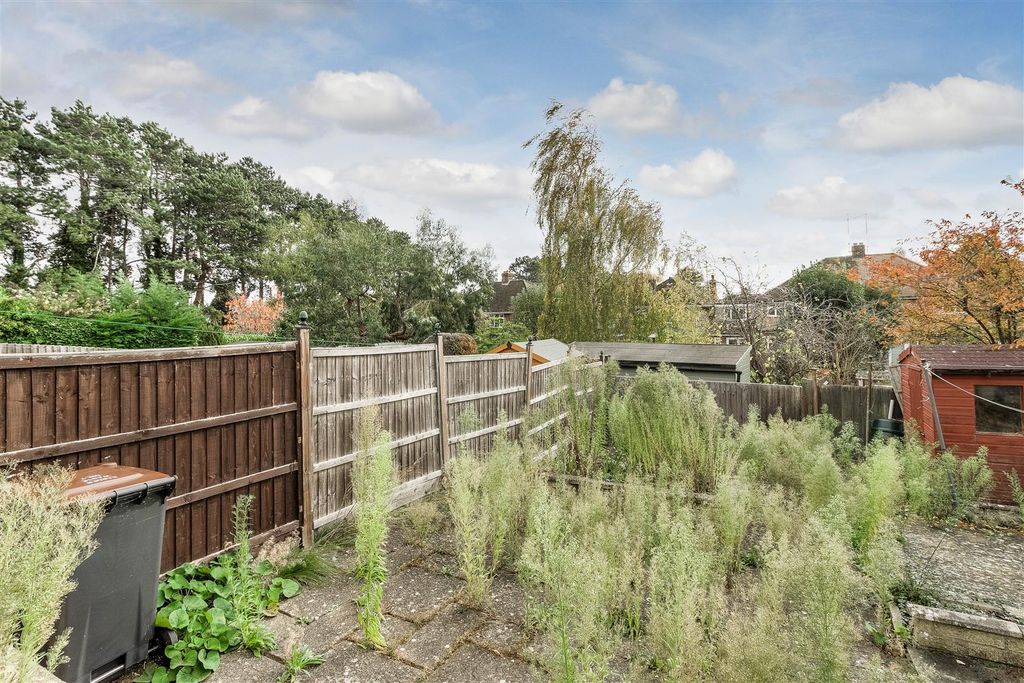 Property photo 2 of 12 Rear Garden