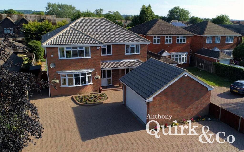 Property photo 1 of 18