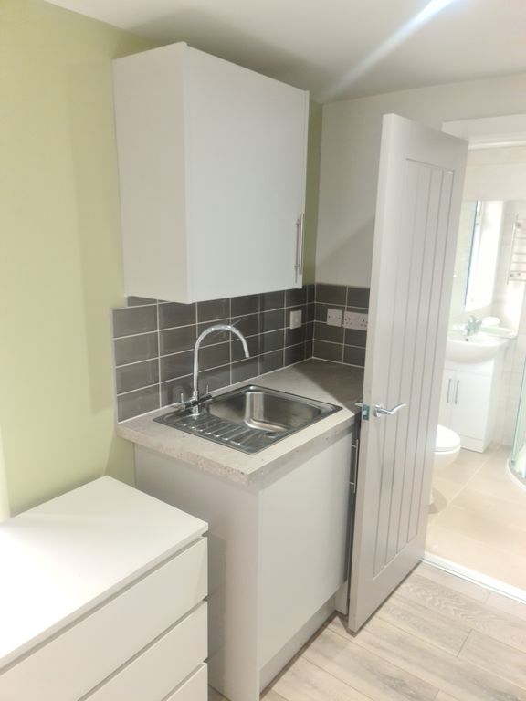 Property photo 2 of 3