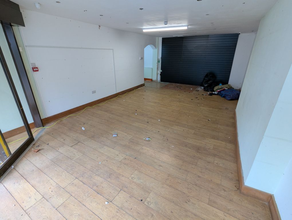 Property photo 3 of 6