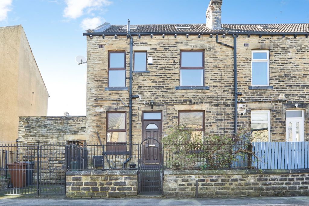 Property photo 1 of 19