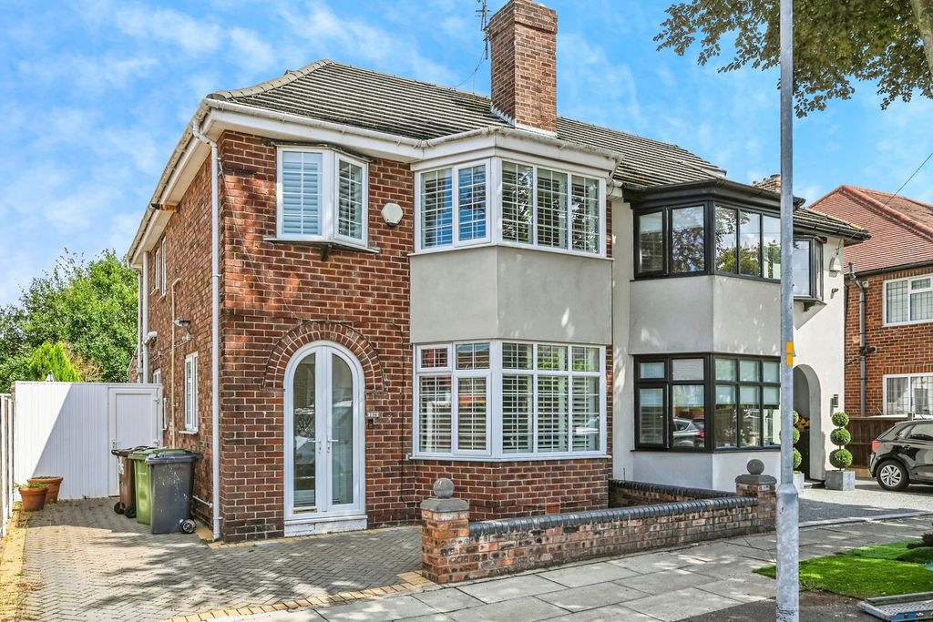Property photo 1 of 17 Photo