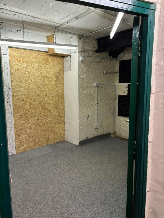 Property photo 3 of 6 Img_1878.Jpeg