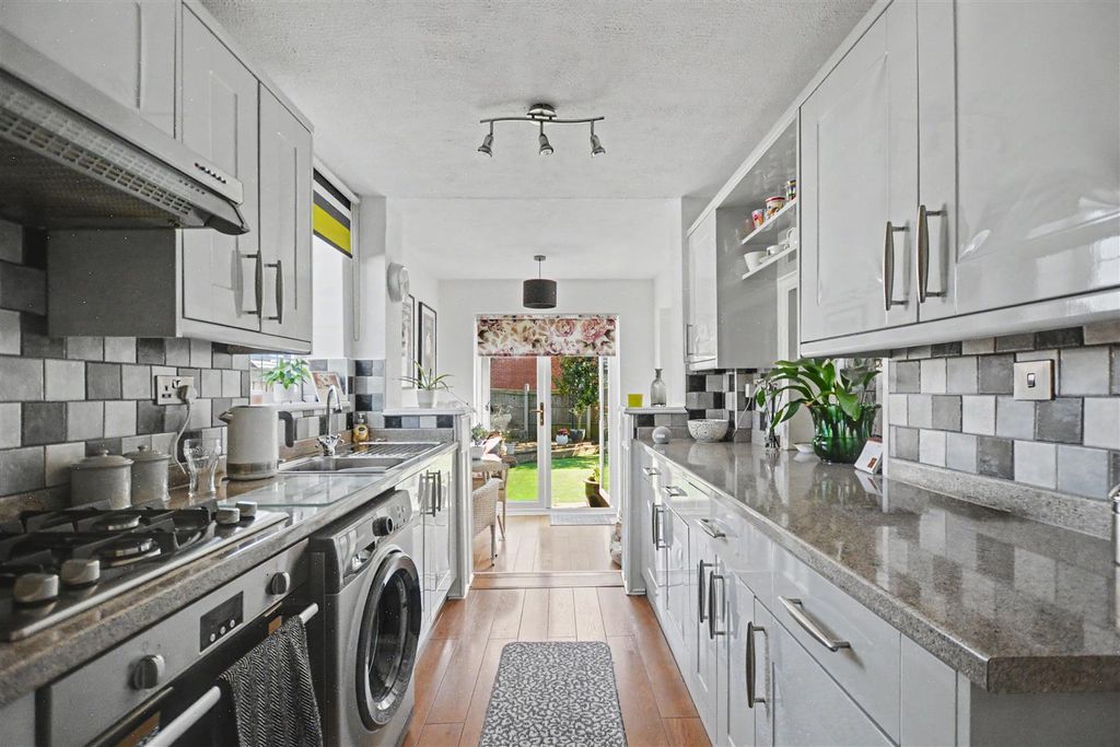 Property photo 3 of 24 Extended Kitchen Diner