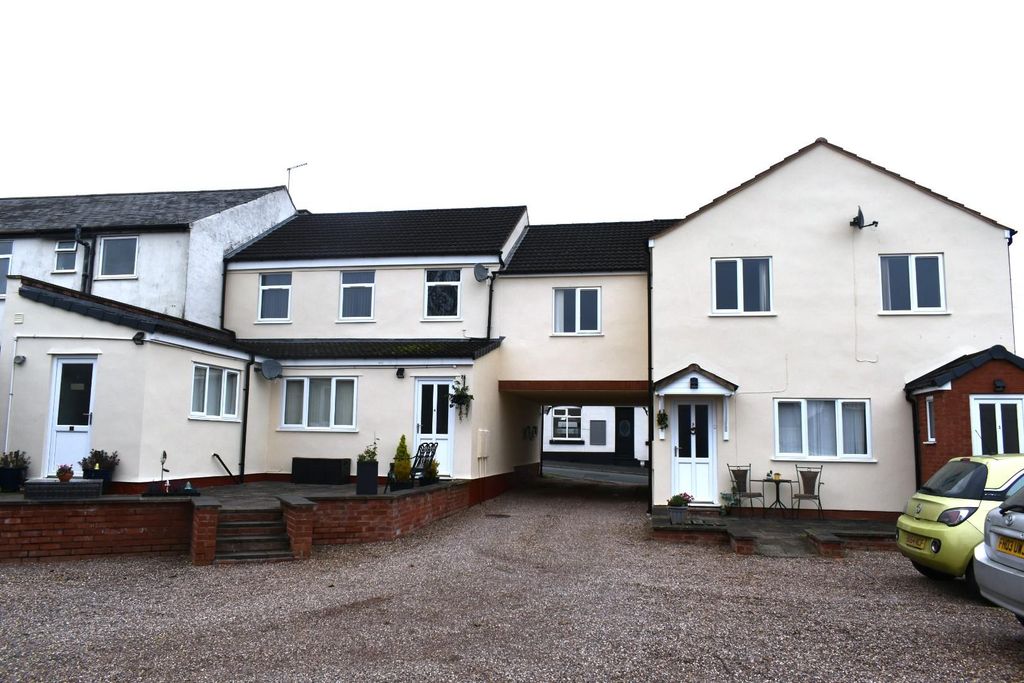 Property photo 1 of 9 External.Jpg
