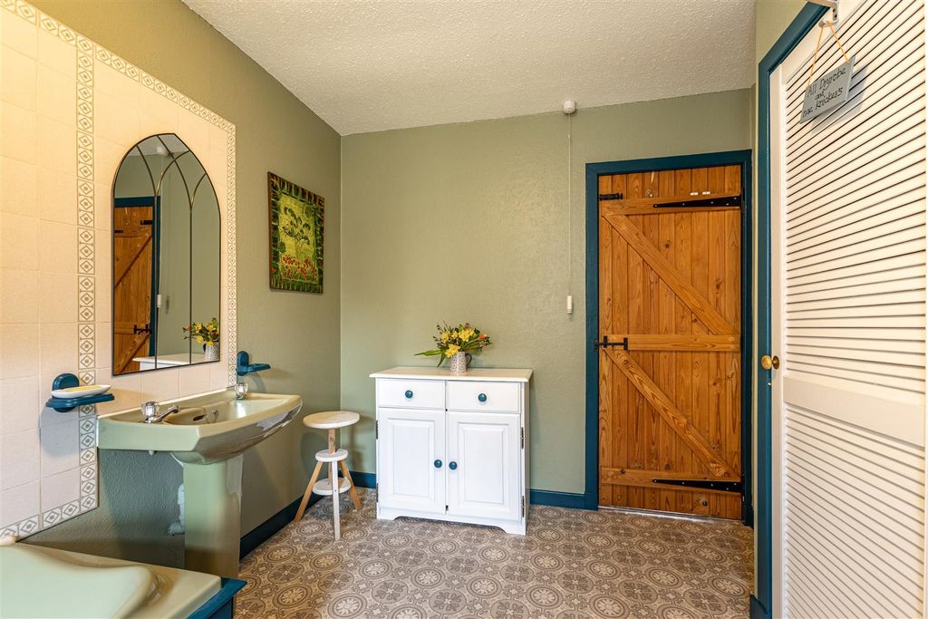 Additional image 16 of 4 bed flat for sale3 Kirkhouse, Kirkbrae, Galashiels TD1