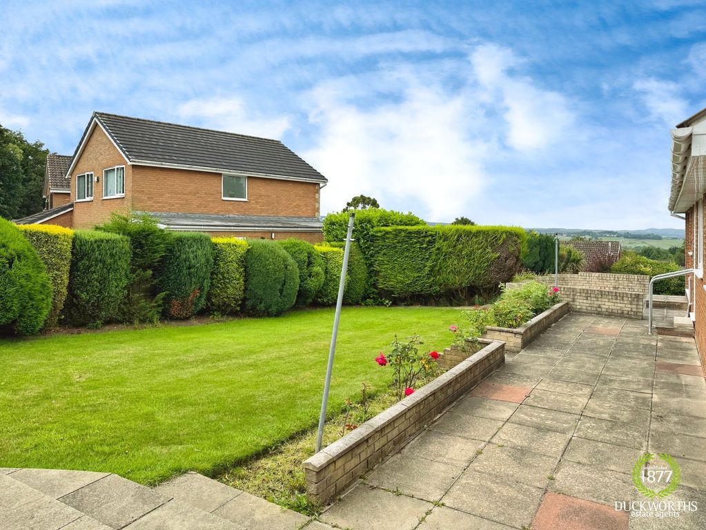 Property photo 2 of 24
