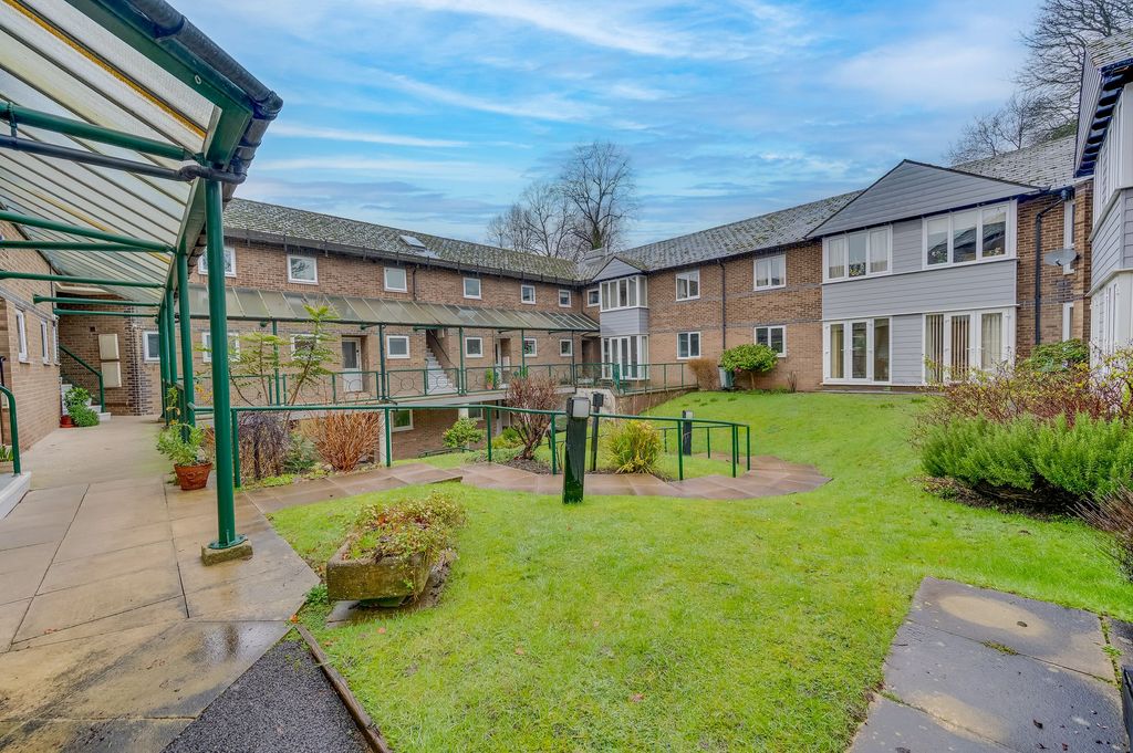 Property photo 1 of 18