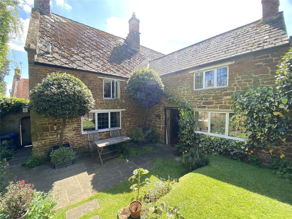 Property photo 2 of 45 Picture No. 80