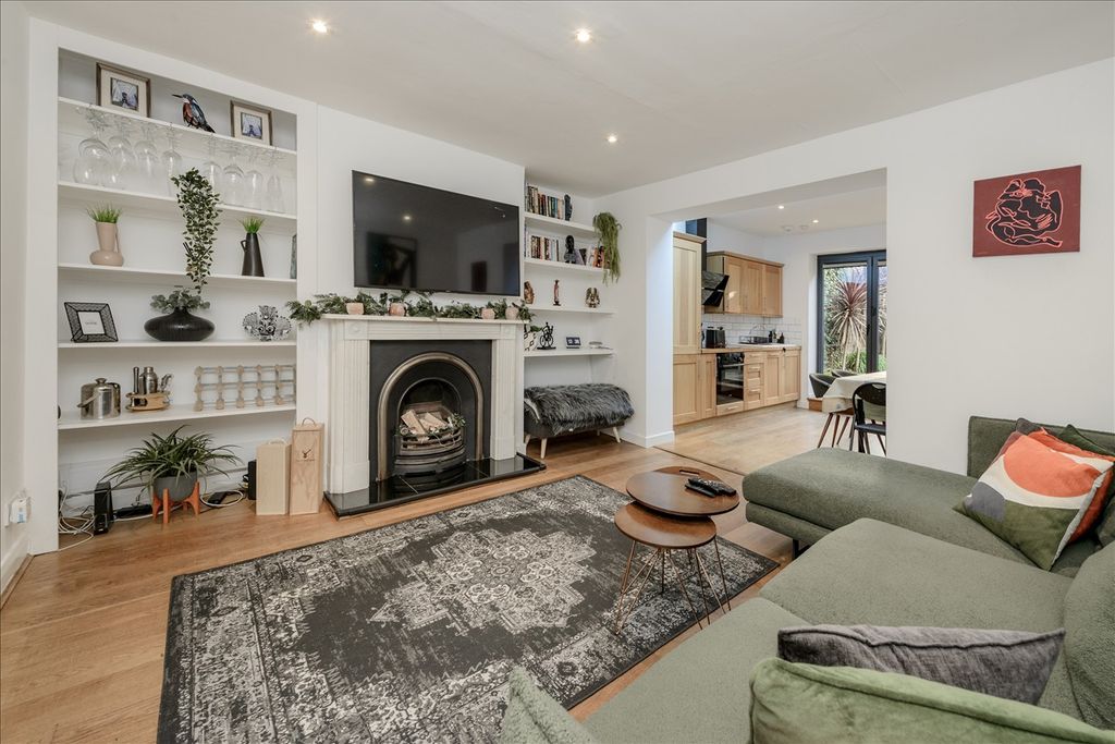 Property photo 1 of 8 Main Picture