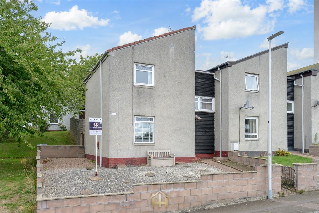 Property photo 1 of 32 Strathcarronpl-0003.Jpg
