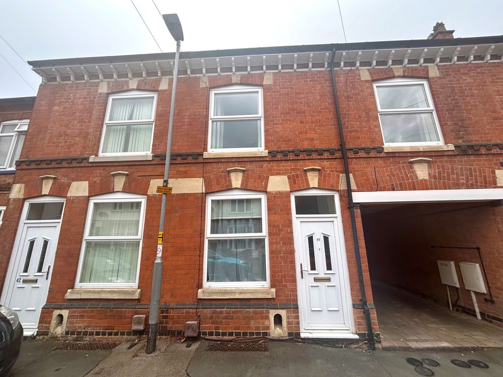 Property photo 1 of 10