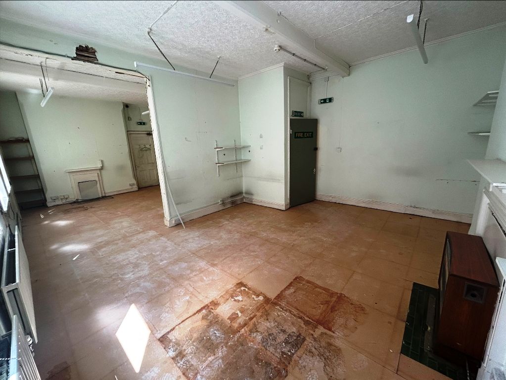 Property photo 3 of 5