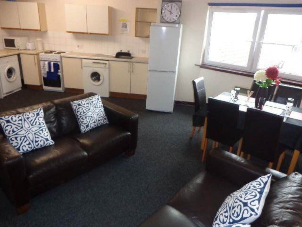 Property photo 2 of 5 4487061 (1)