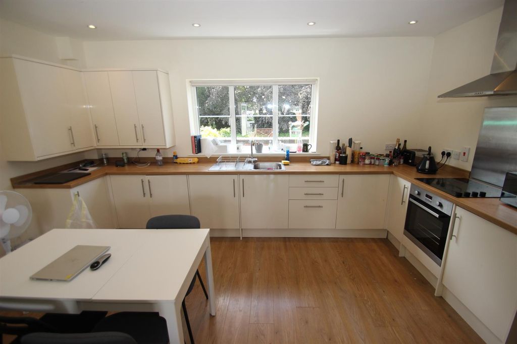 Property photo 2 of 7 Img_6181.Jpg