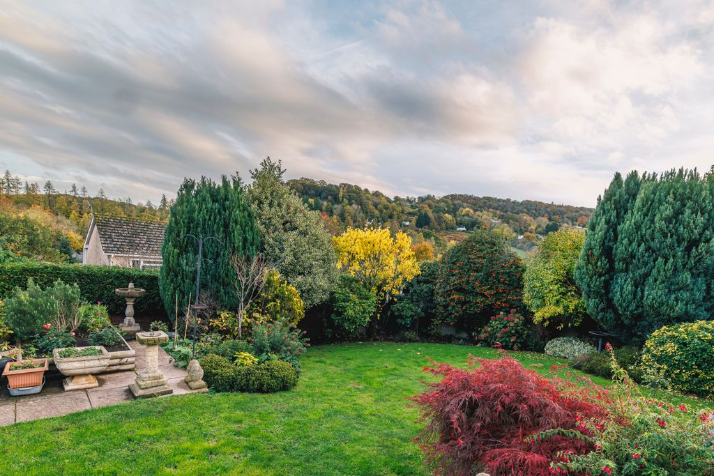 Property photo 3 of 16 Picture No. 02