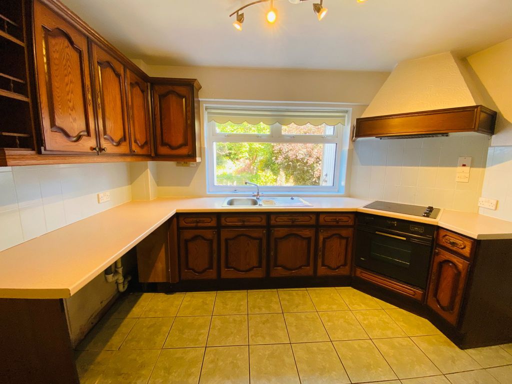Property photo 3 of 25