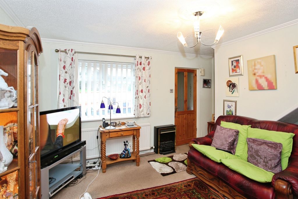 Property photo 3 of 14